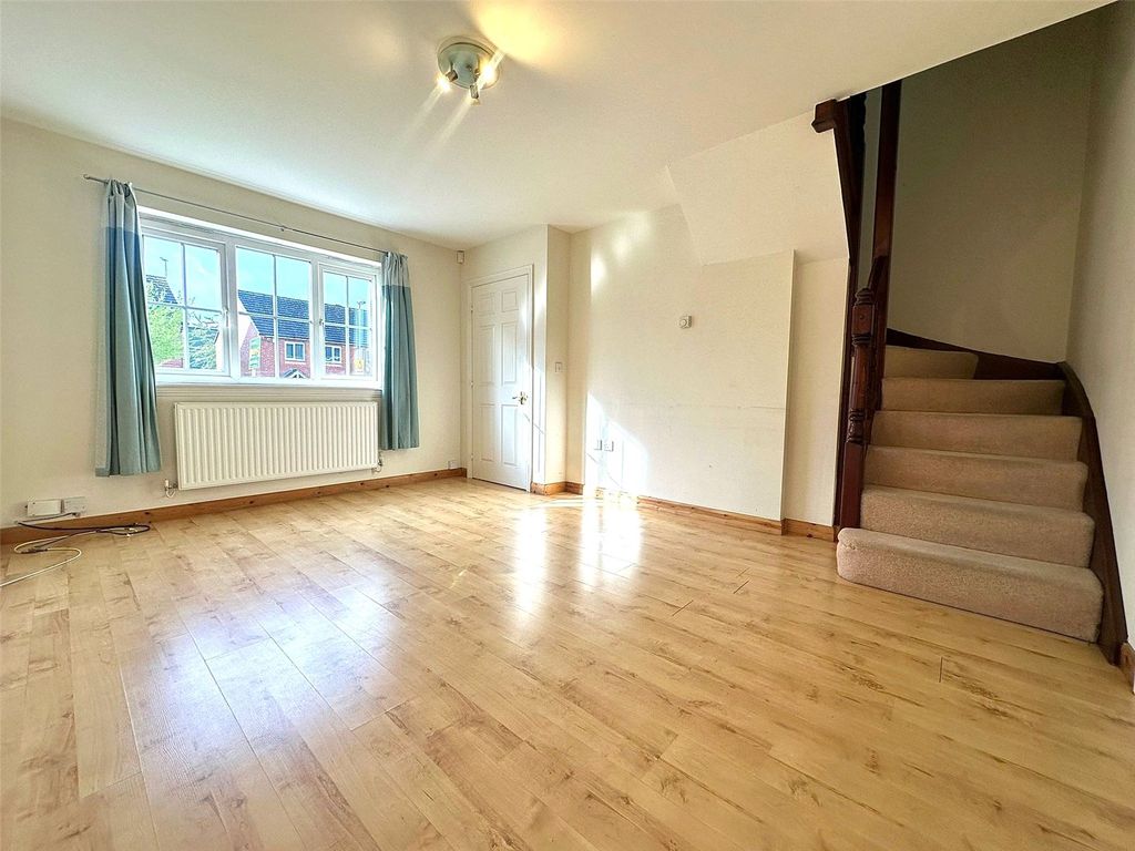 Property photo 2 of 28 Picture No. 34