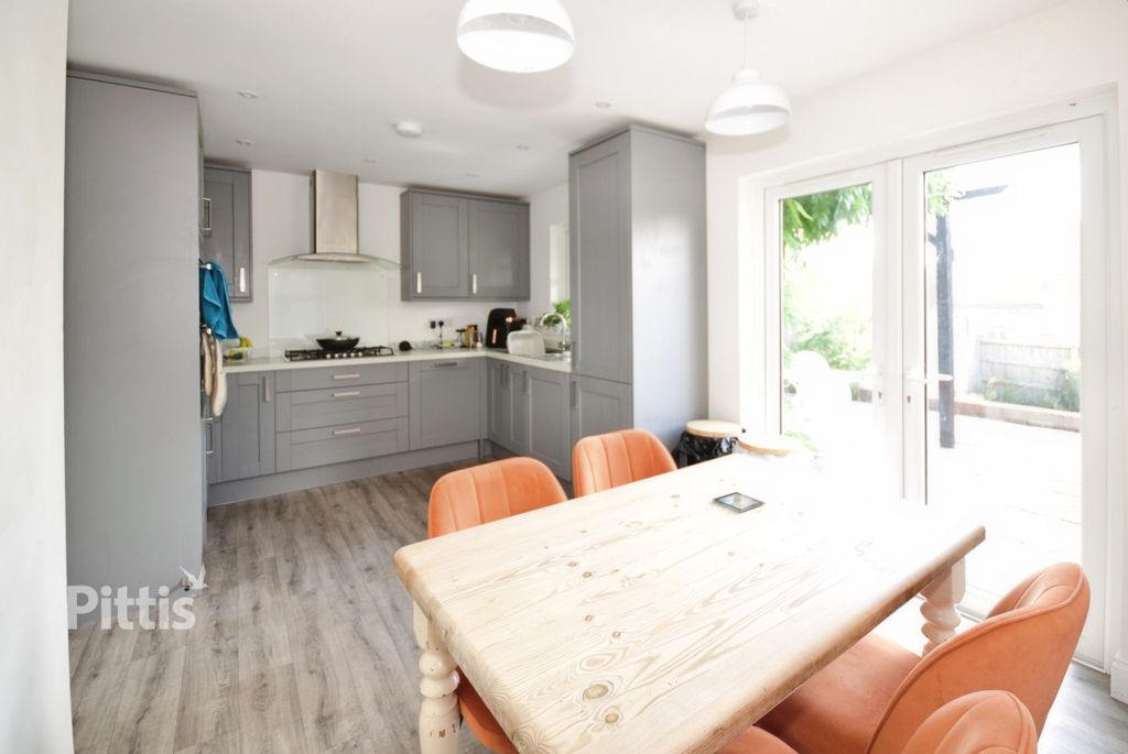 Property photo 3 of 16 Dining To Kitchen