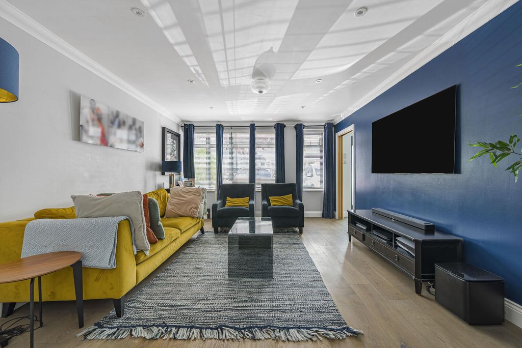 Additional image 5 of 4 bed end terrace house for saleShirley Avenue, Bexley DA5