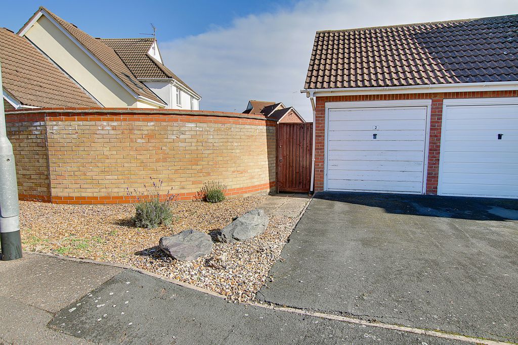 Property photo 3 of 10