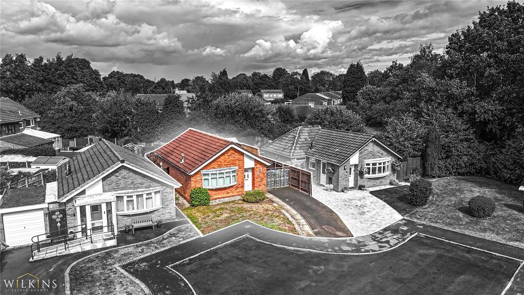 Property photo 2 of 17 Picture No. 01