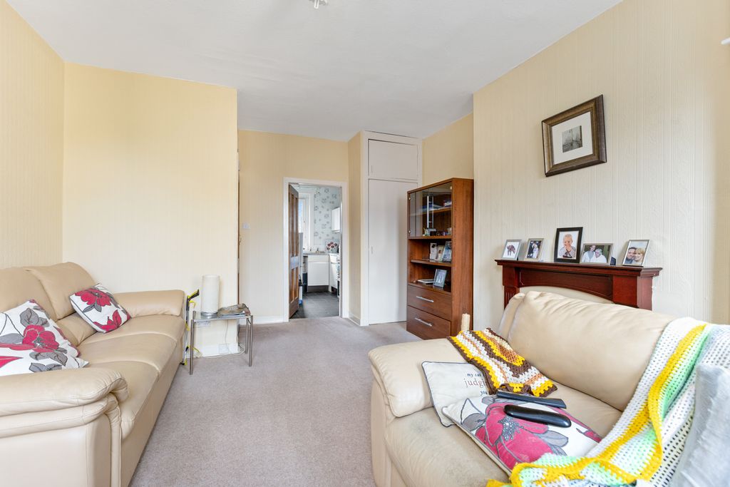 Property photo 3 of 8 Property Image 3