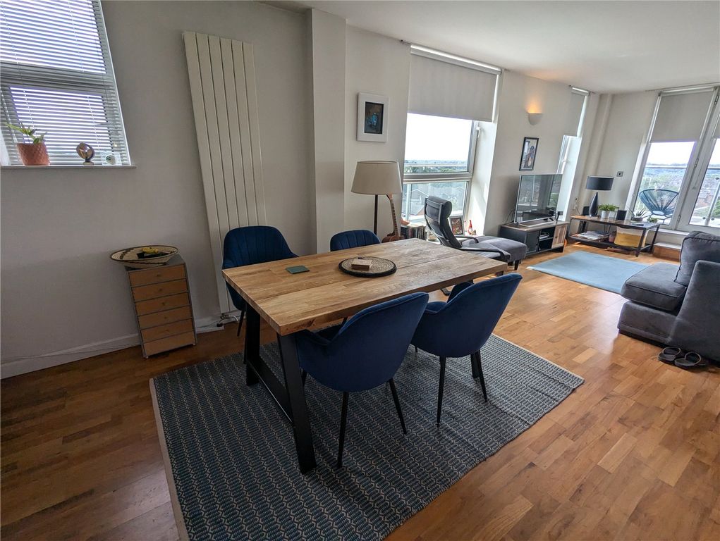 Property photo 2 of 14 Lounge/Kitchen Diner
