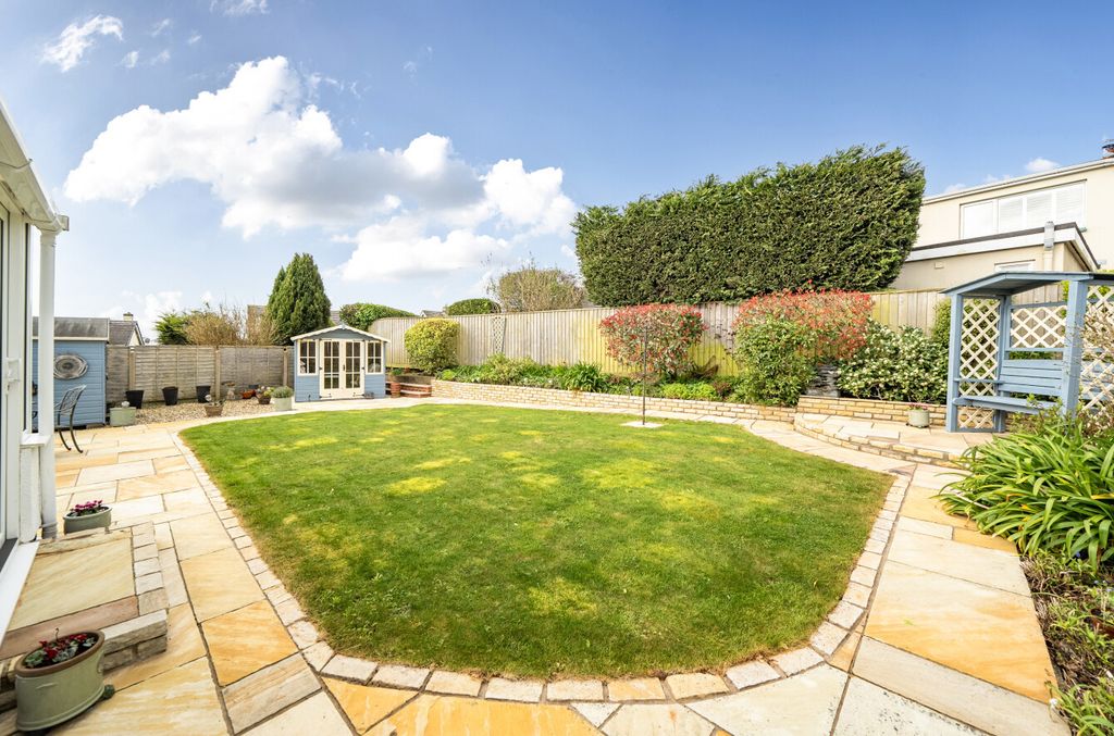 Property photo 3 of 24 3 - 1431019-3-69B7E80...