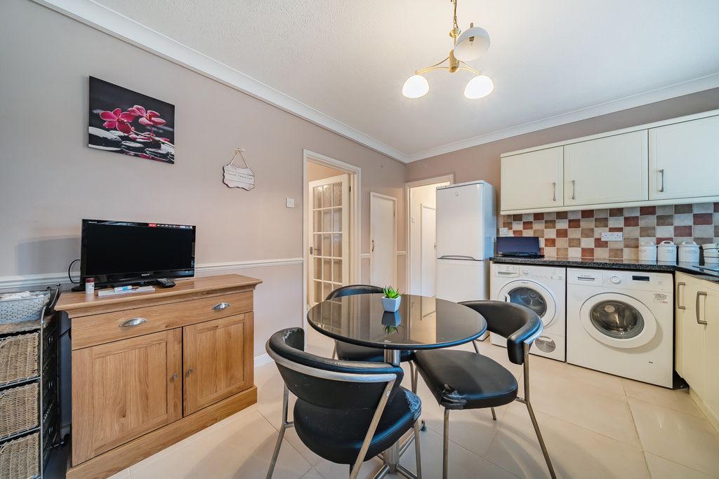 Property photo 3 of 16 1420220-6-69A0943...