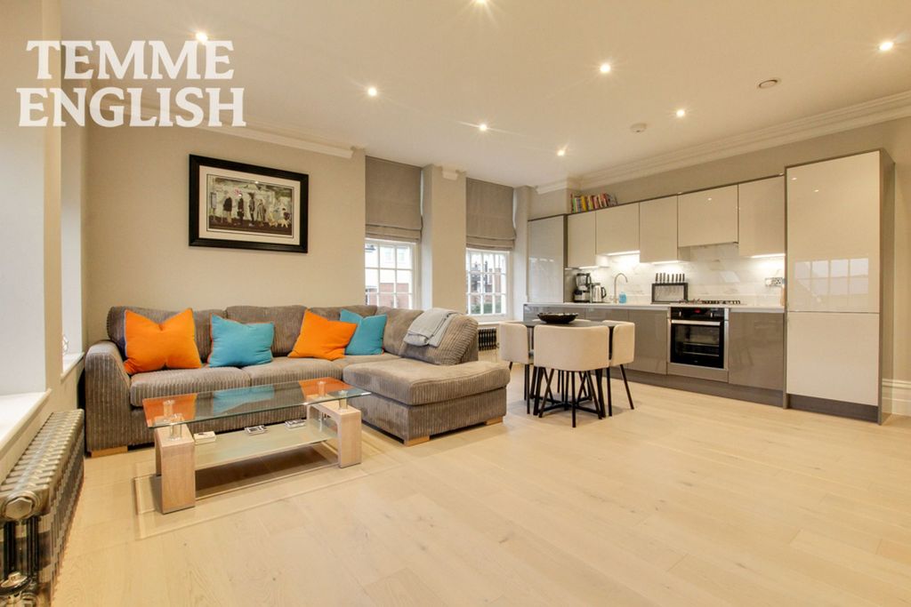 Property photo 3 of 21