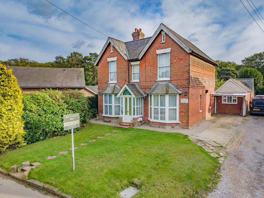Property photo 1 of 18