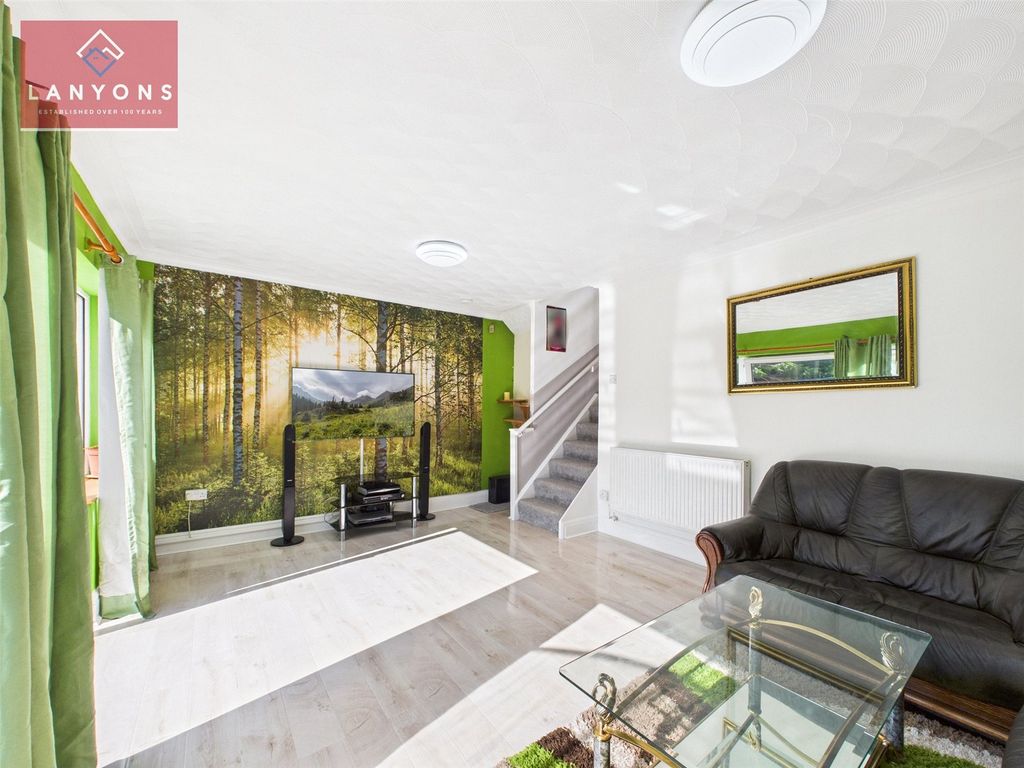 Property photo 2 of 29 Picture No. 20