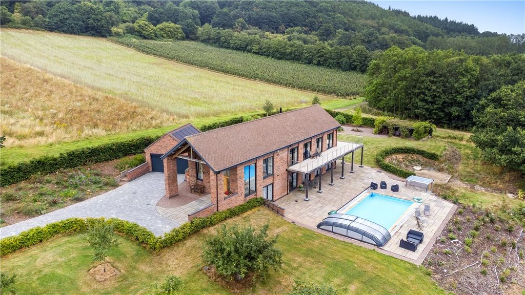 Property photo 2 of 23 Picture No. 01