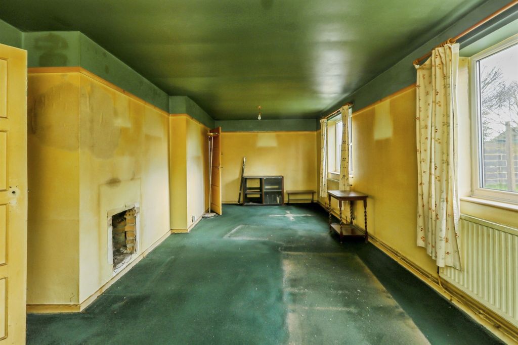 Property photo 3 of 20