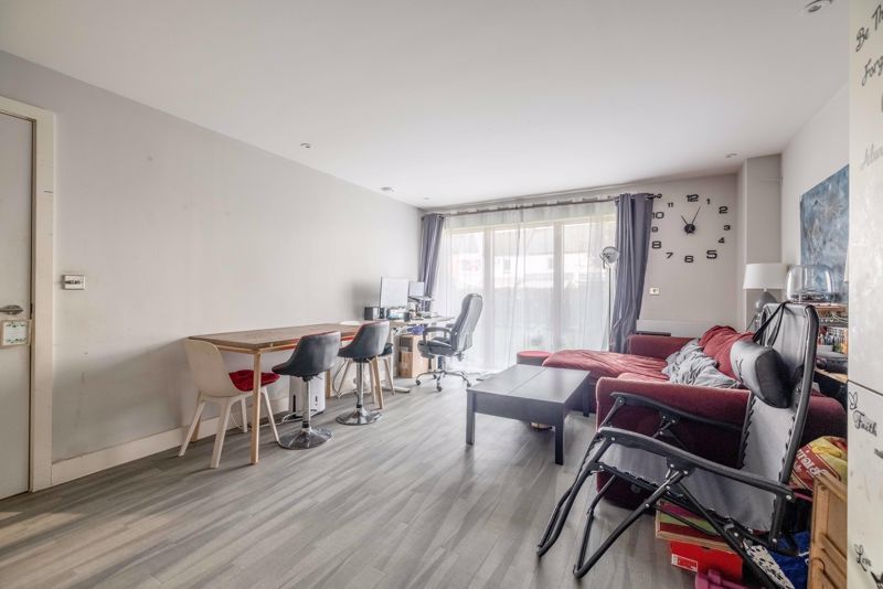 Property photo 3 of 10 Photo 7