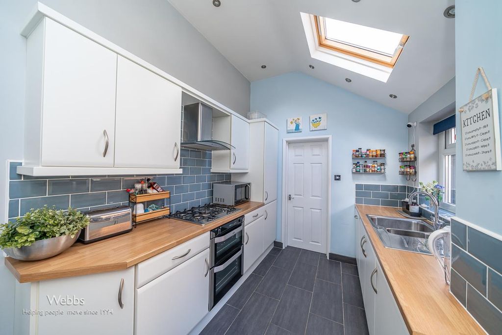 Property photo 2 of 21 Â© Webbs Estate Agents Â© (67 Of 141).Jpg