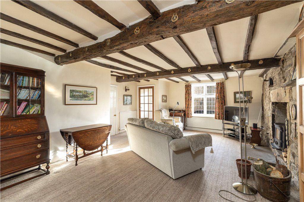 Property photo 3 of 39 Living Room