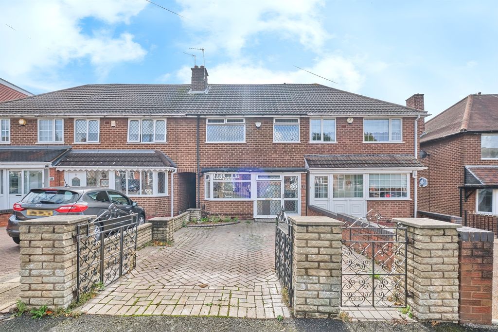 Property photo 1 of 17
