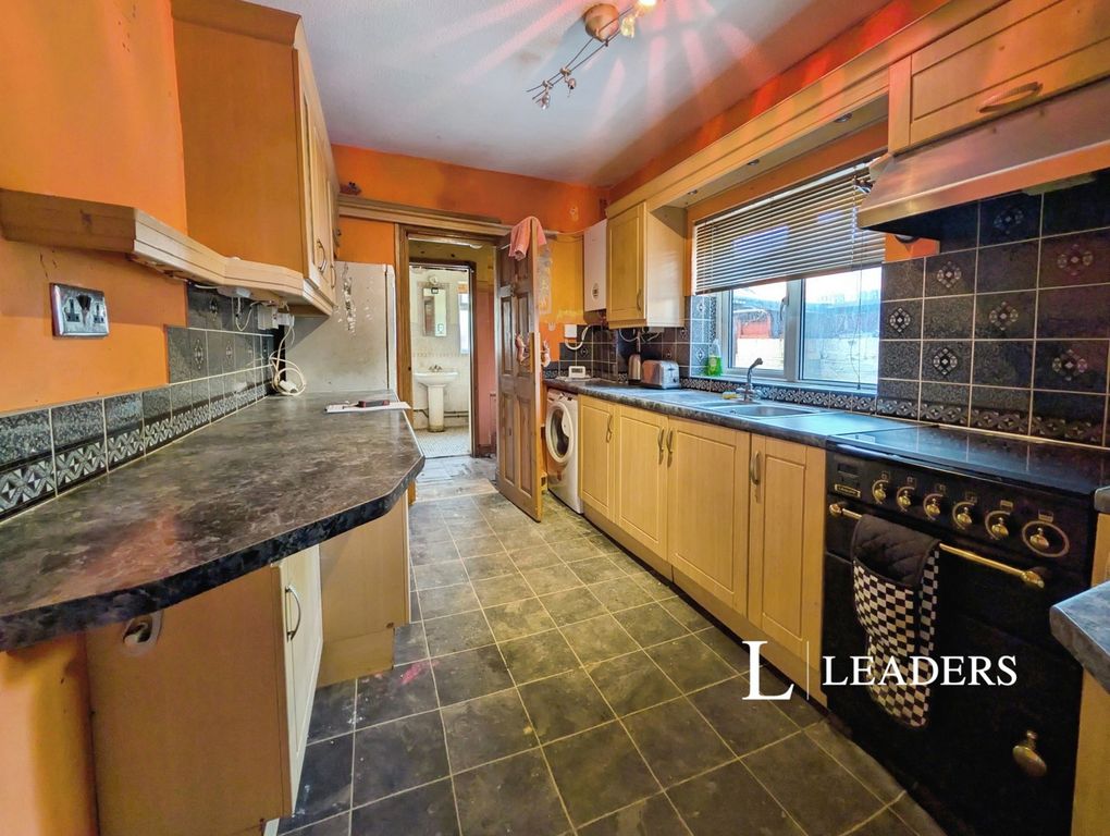 Property photo 2 of 10 Pbox-Img.Jpg
