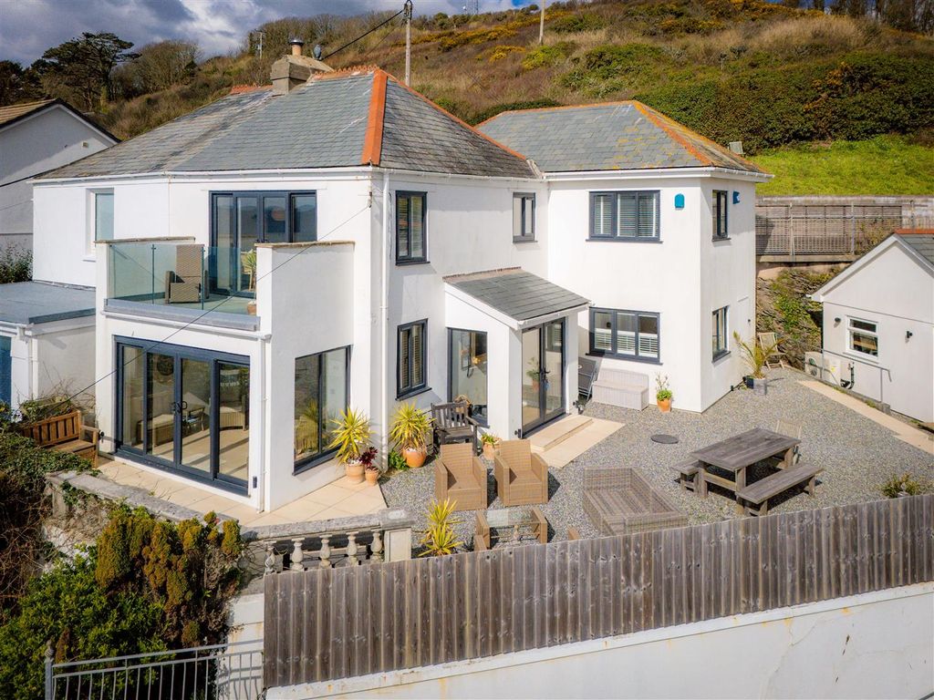 Property photo 1 of 29 Parry_Mor Viaj-34.Jpg