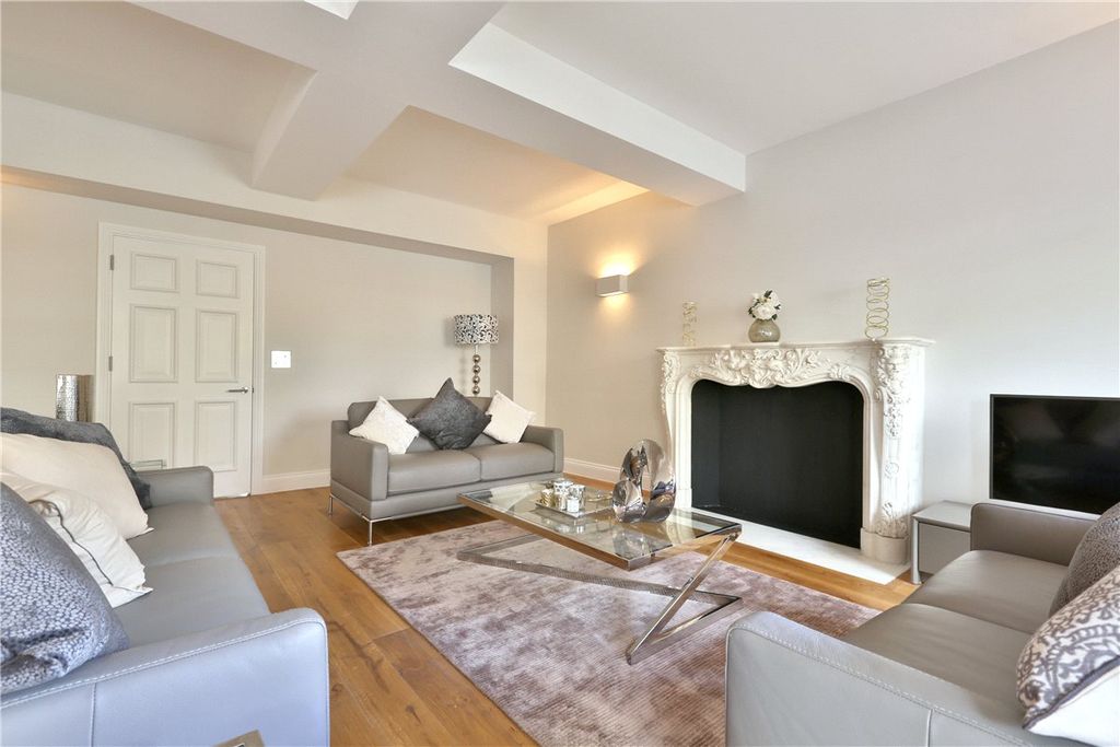 Property photo 1 of 9 Picture No. 24
