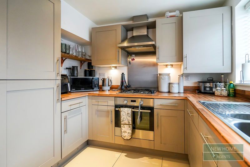 Property photo 3 of 17 Photo 12