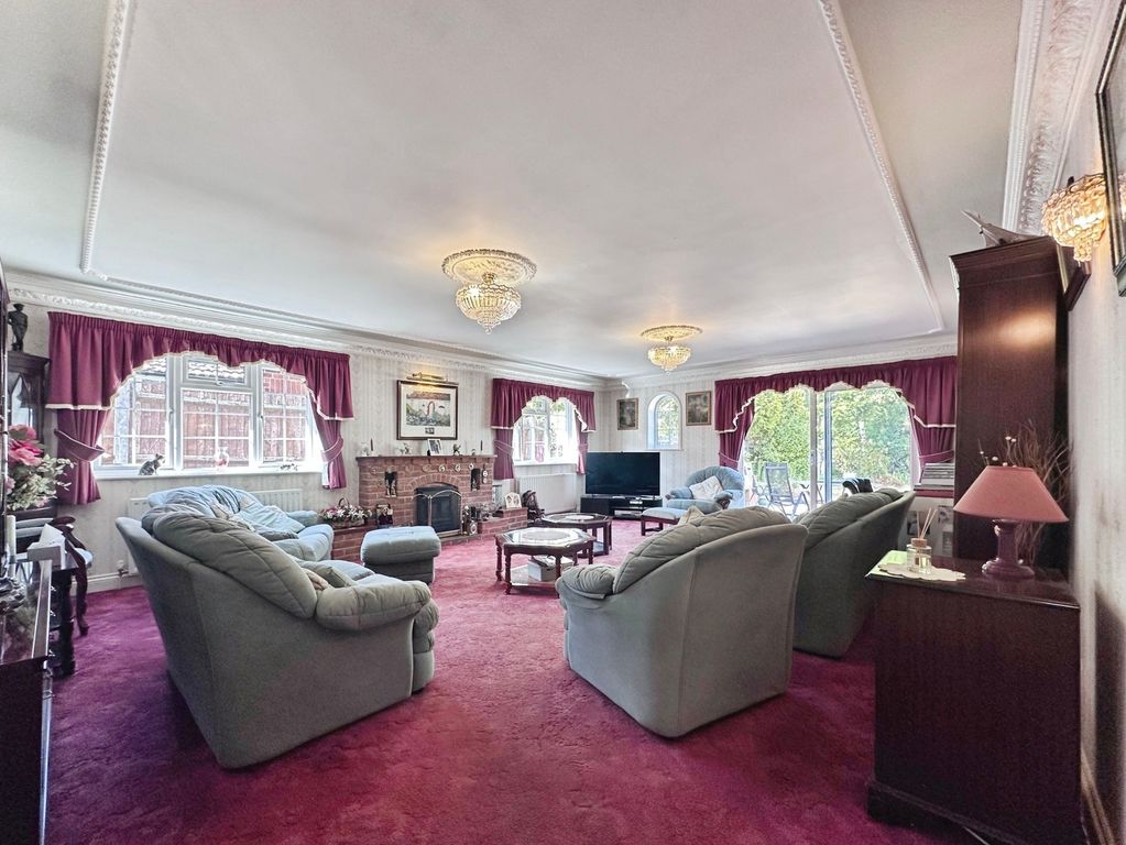 Property photo 3 of 20 Pbox-Img.Jpg