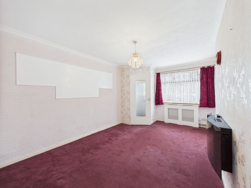 Property photo 3 of 19
