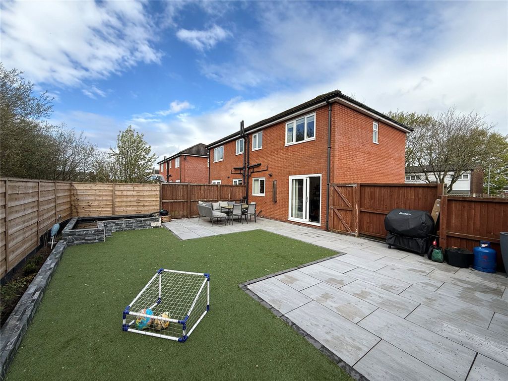 Property photo 2 of 12 Picture No. 01