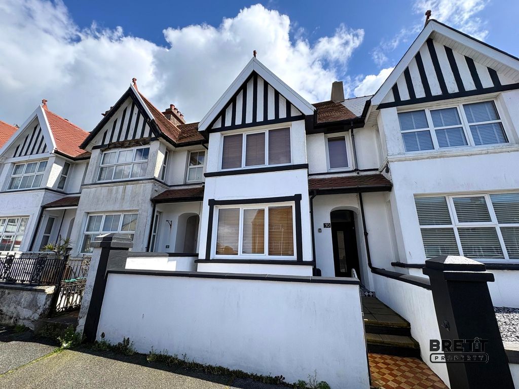 Property photo 1 of 17 Main Image