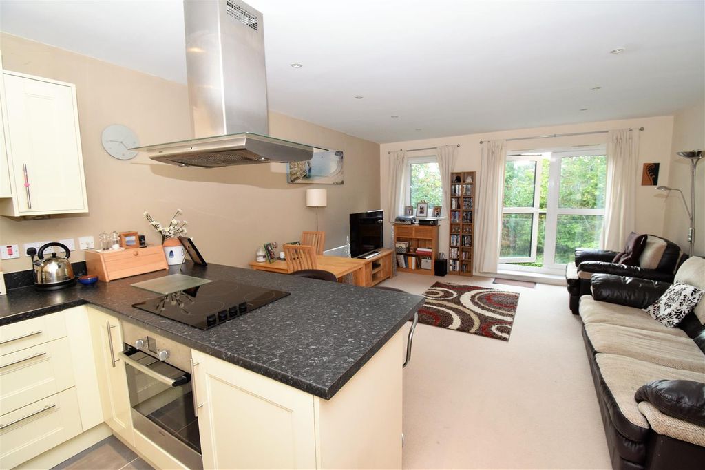 Property photo 3 of 9 Kitchen To Lounge.Jpg
