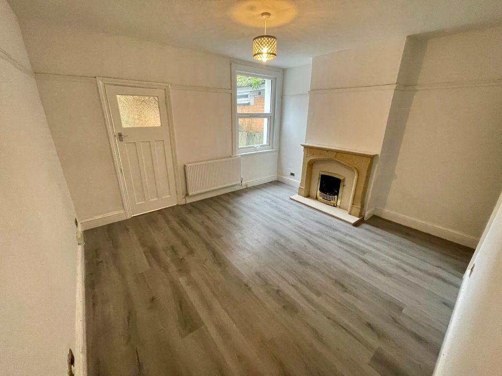 Property photo 3 of 12 3324083