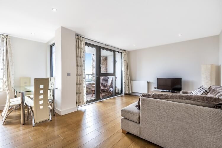 Property photo 3 of 7