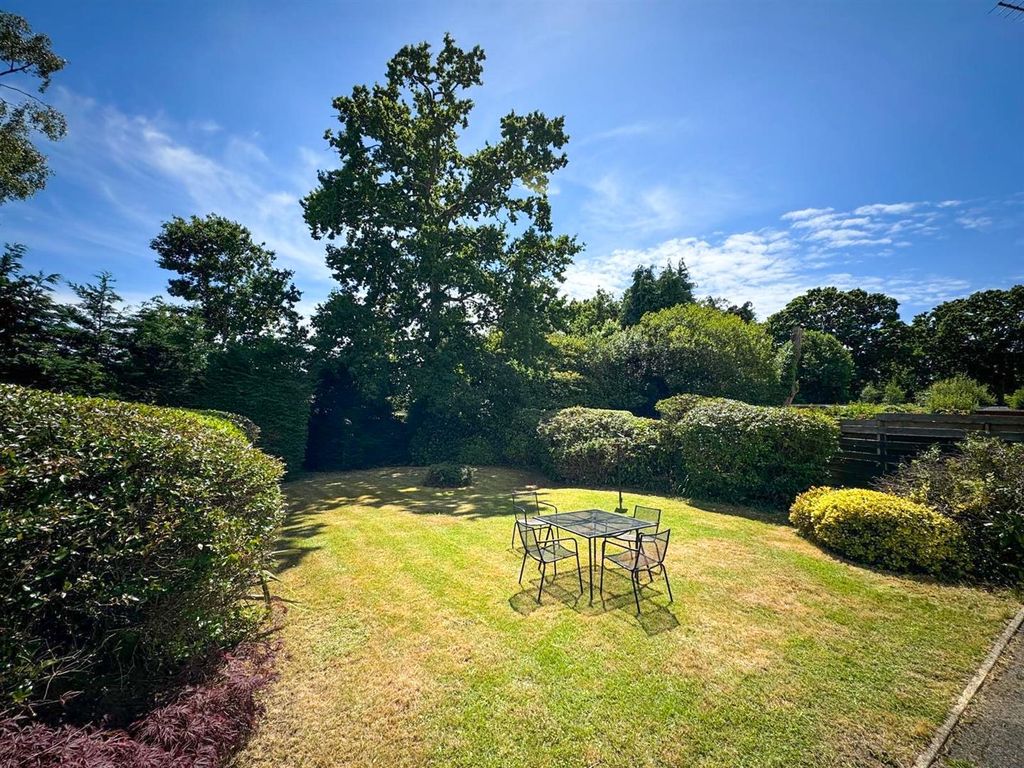 Property photo 3 of 15