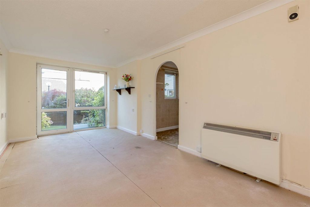 Property photo 3 of 14 Picture No. 14