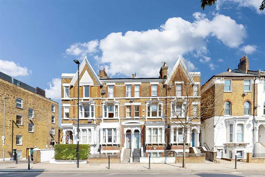 Property photo 2 of 10