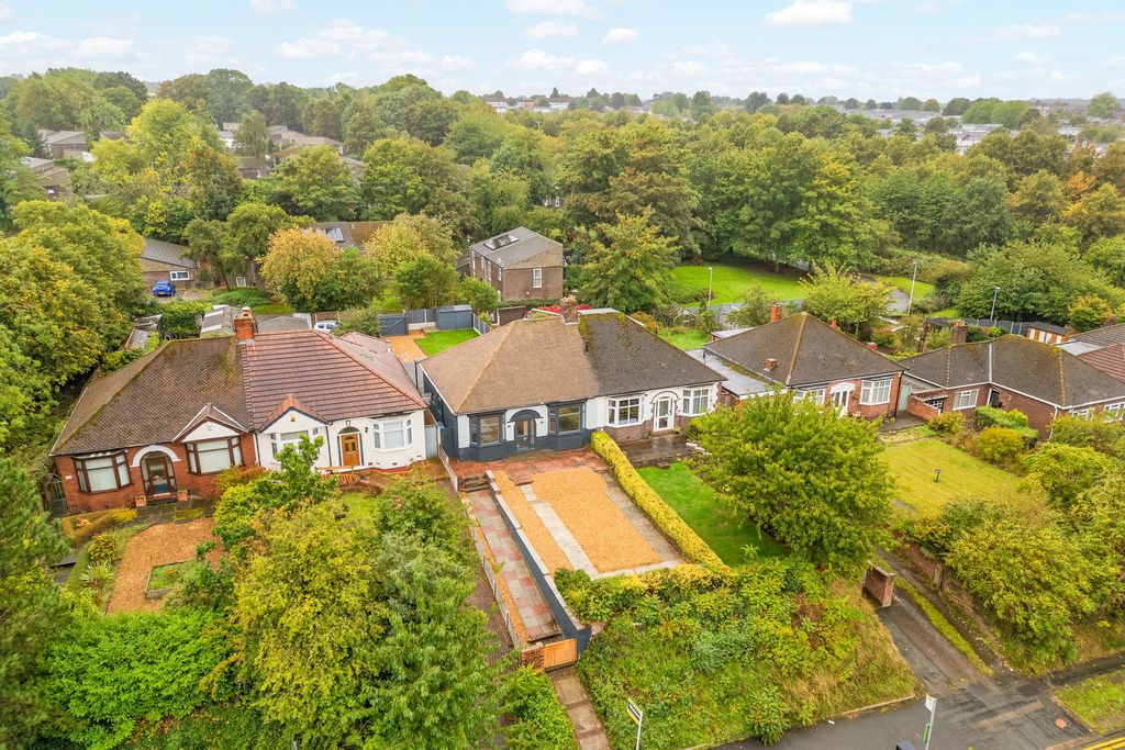 Property photo 1 of 37