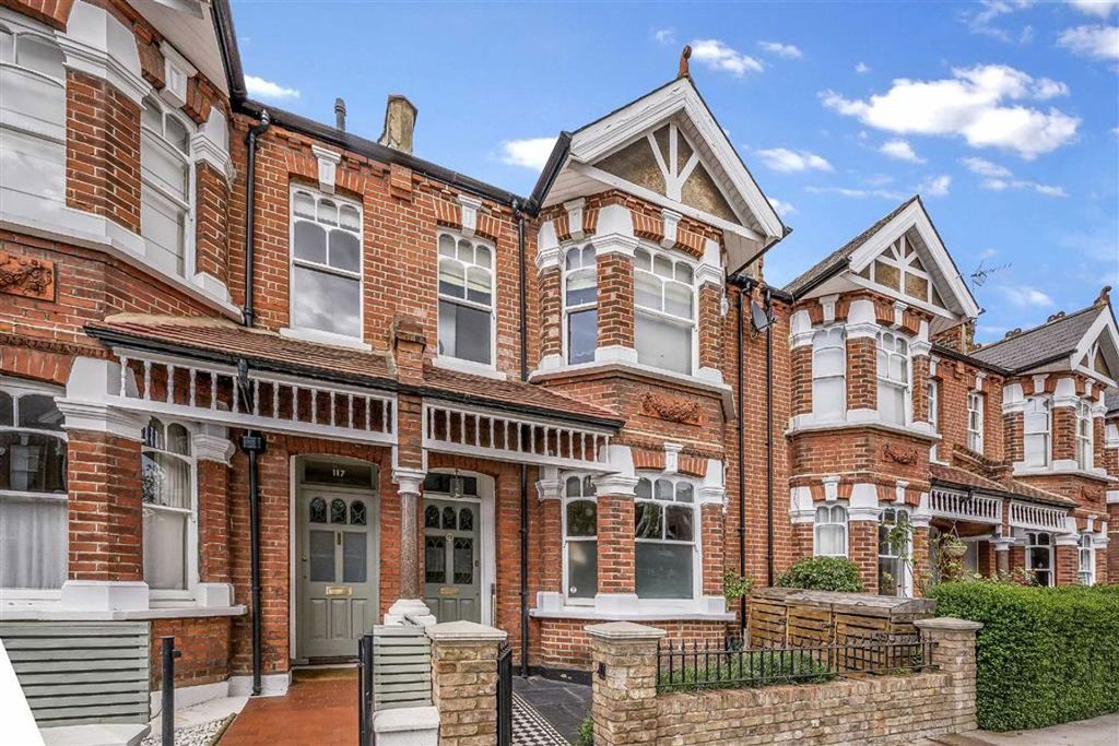 Property photo 1 of 11