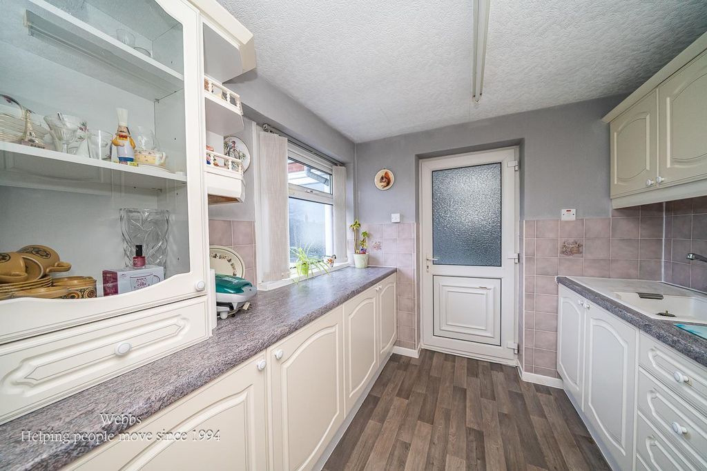 Property photo 3 of 23 Webbs-5.Jpg