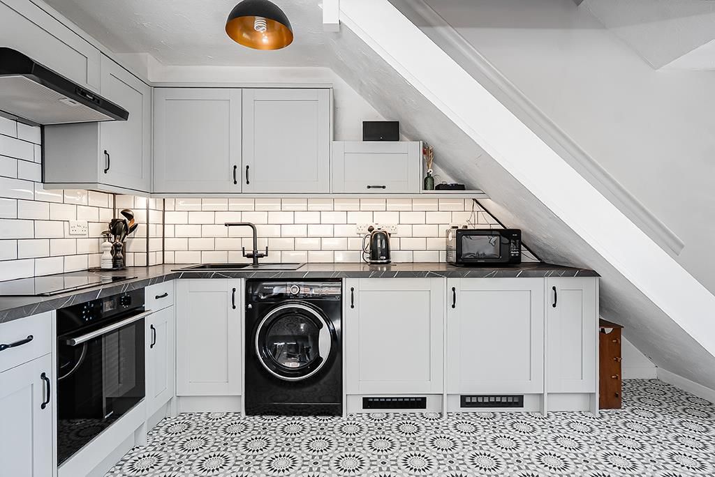 Property photo 3 of 21 19_79215.Jpg