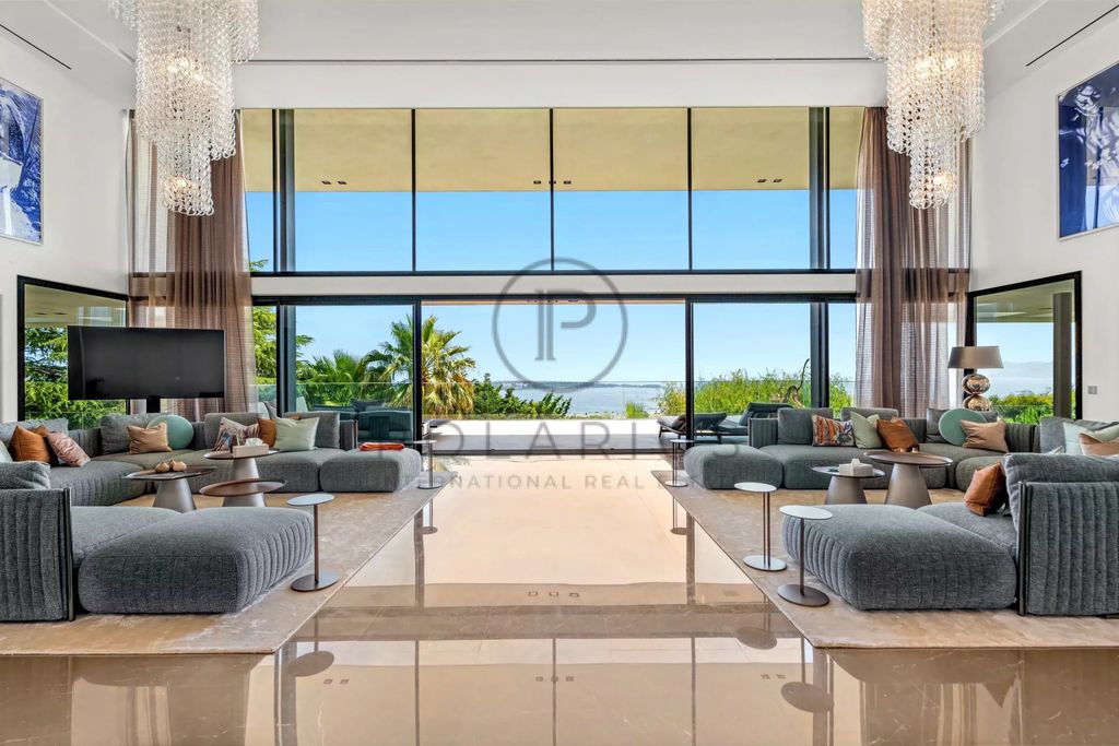 Property photo 3 of 39