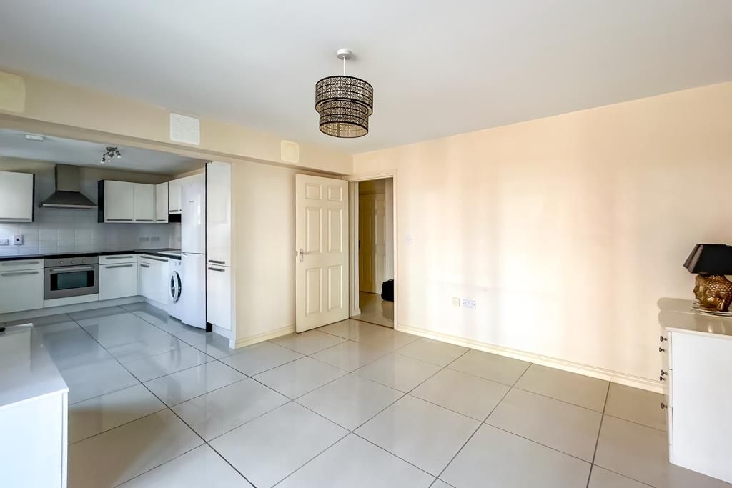 Property photo 3 of 13 Lounge/Diner Into Kitchen