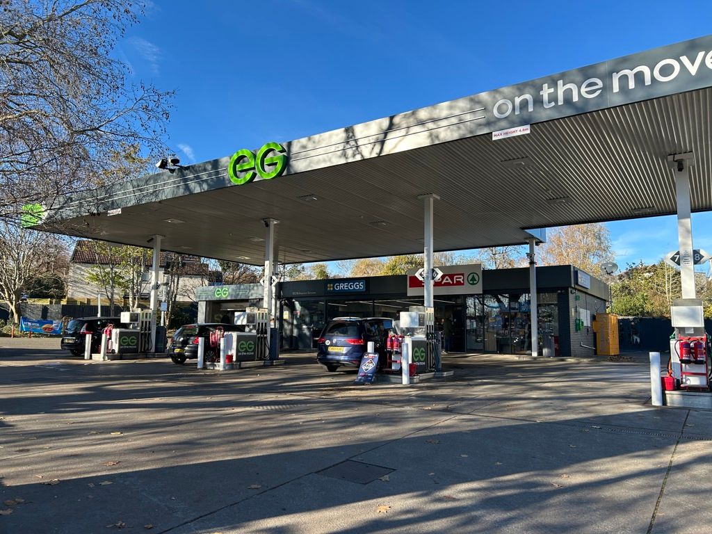 Property photo 3 of 11 Photo 9