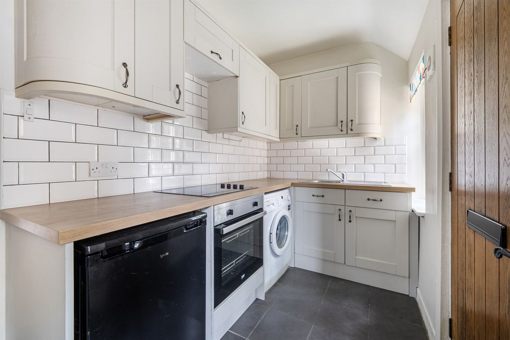 Property photo 2 of 13 Kitchen