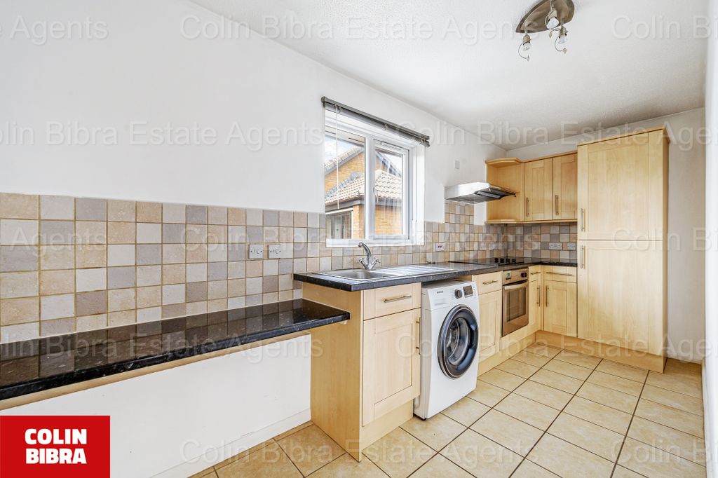 Property photo 3 of 8 Img_336_5_Original