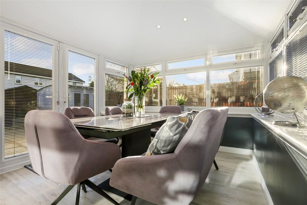 Property photo 2 of 26 Picture No. 27