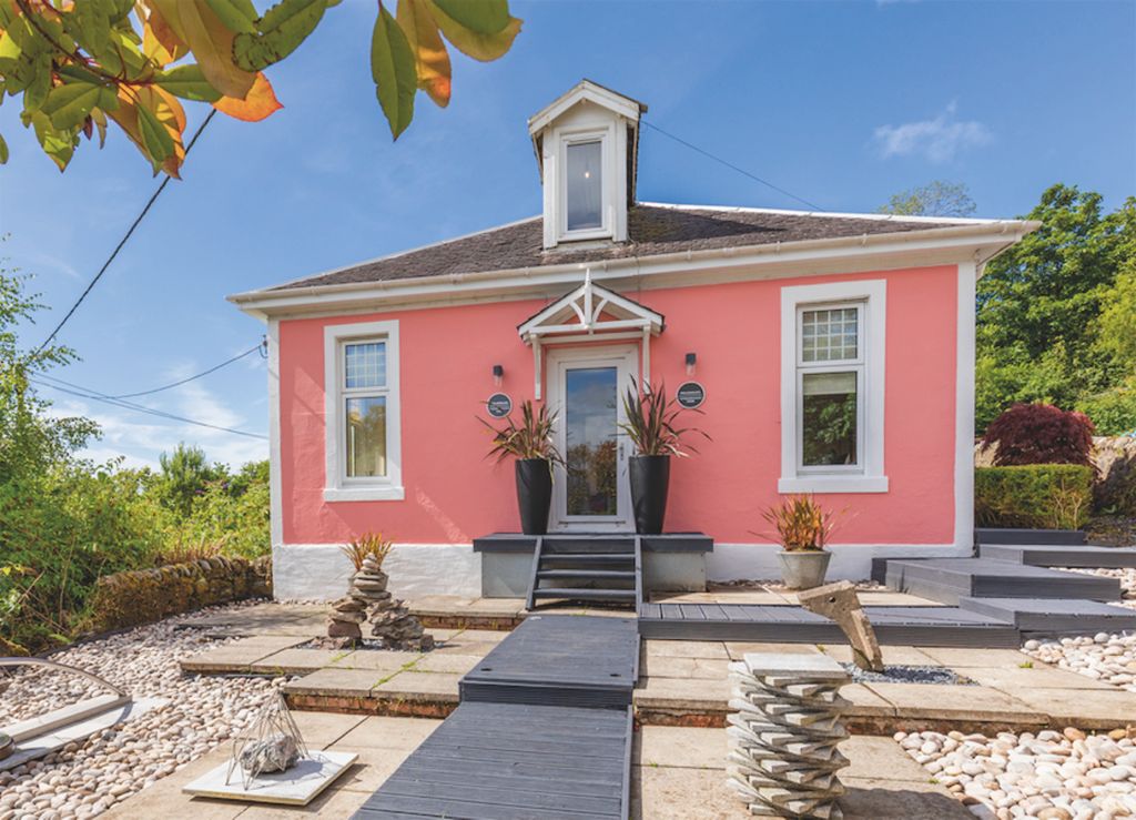 Property photo 1 of 20