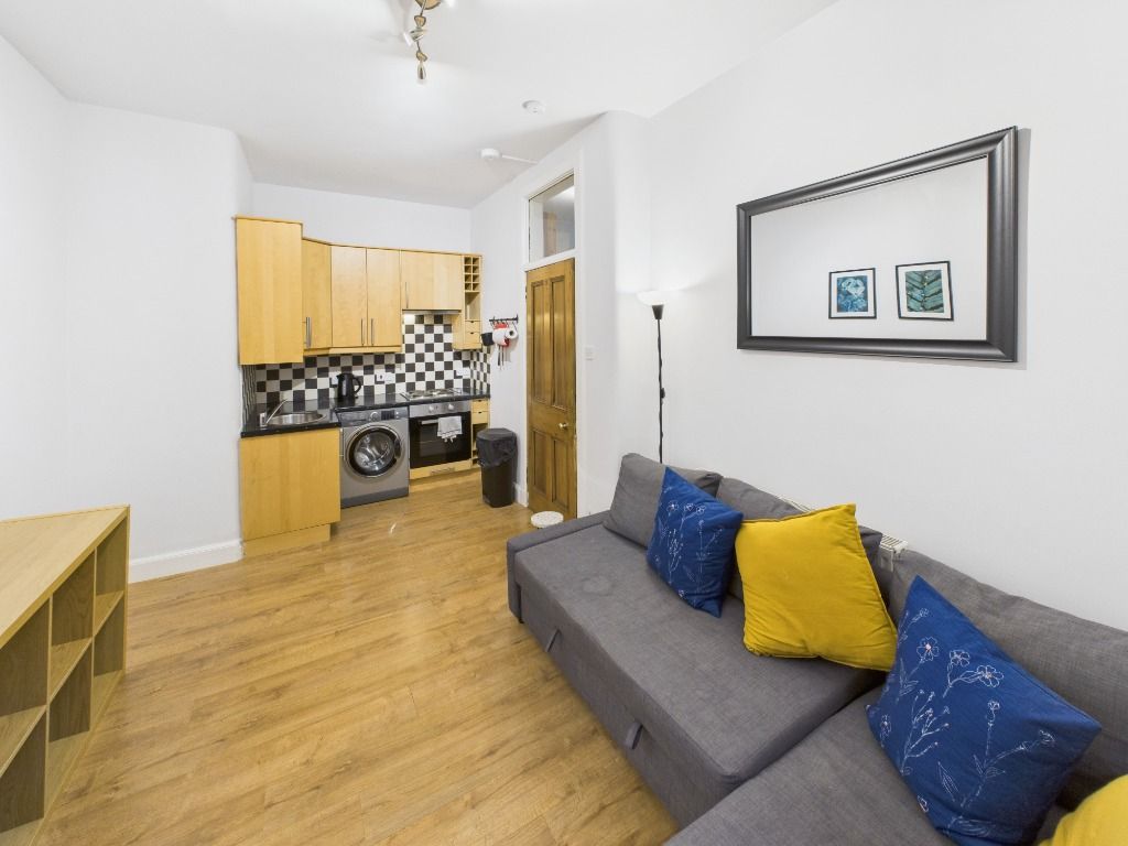 Property photo 3 of 12