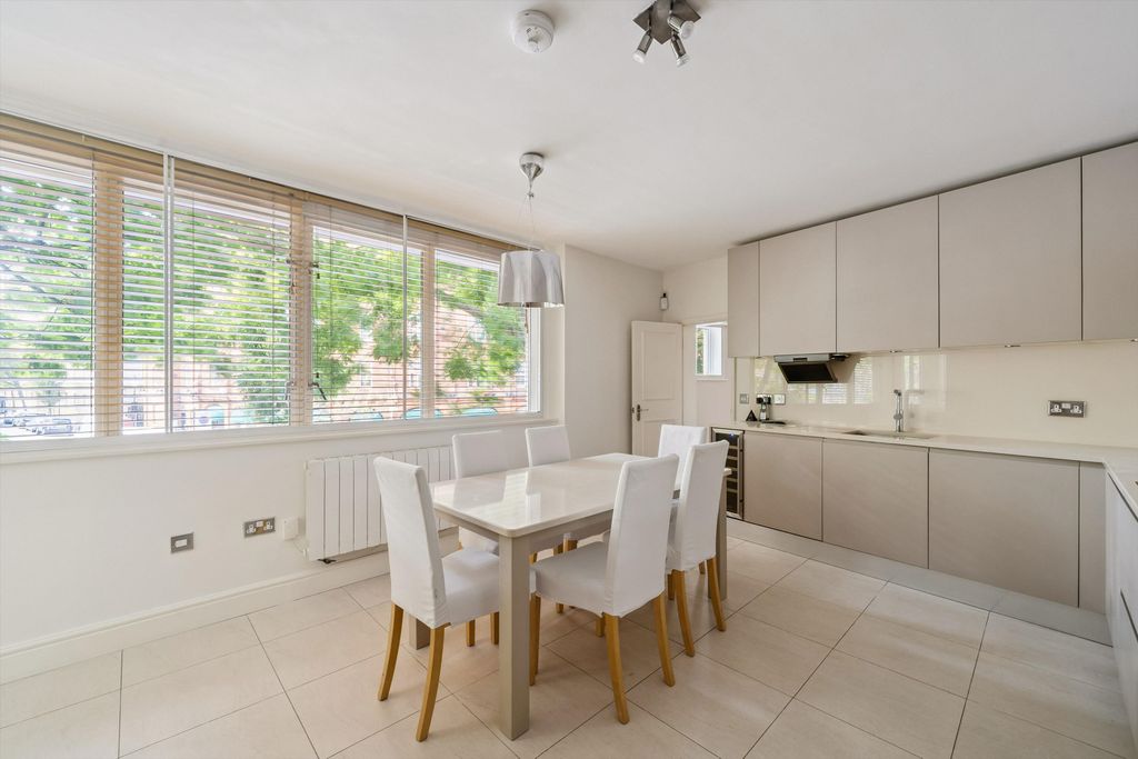 Property photo 3 of 15 Image