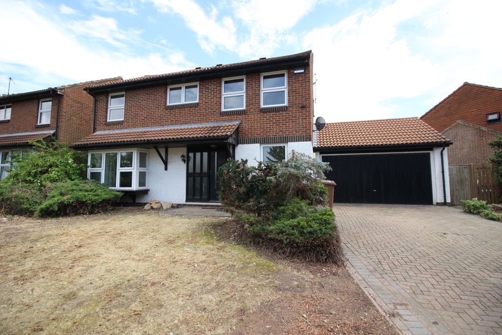 Property photo 1 of 18