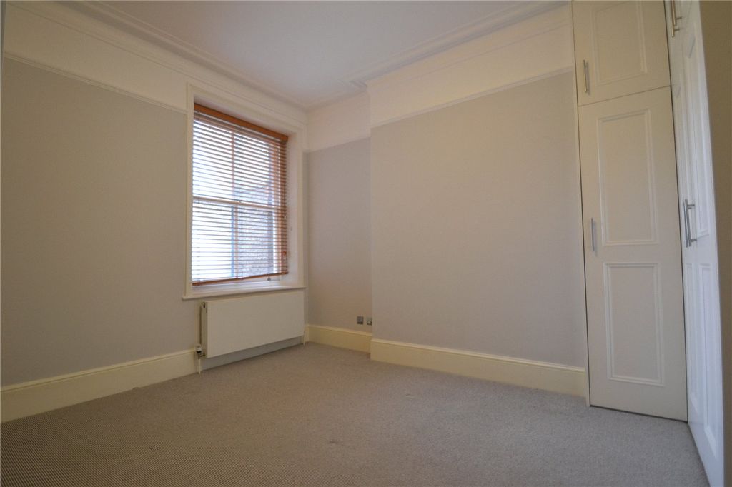 Property photo 3 of 9 Picture No. 07