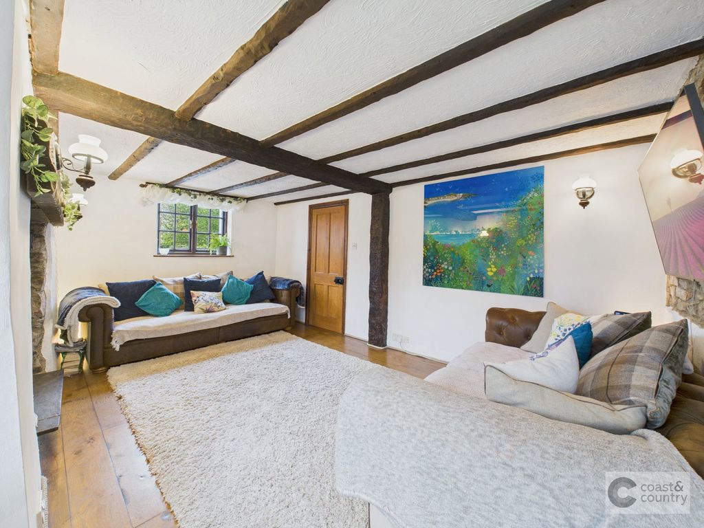 Property photo 3 of 25