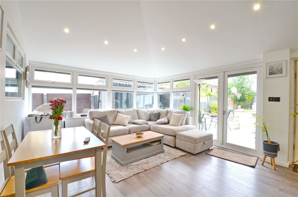 Property photo 2 of 14 Picture No. 02