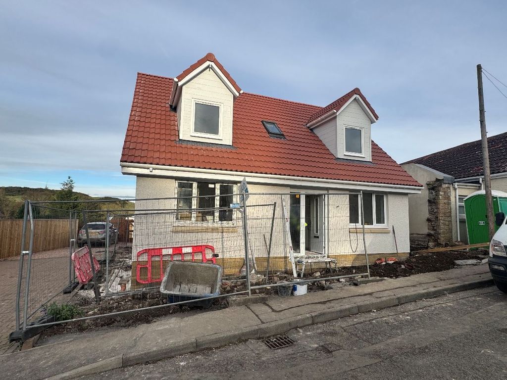 Property photo 1 of 3